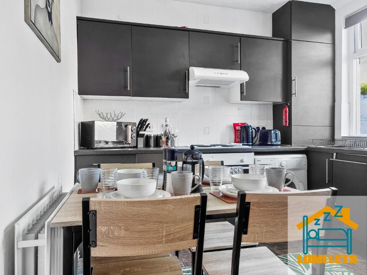 2Br Home In Barrow-In-Furness Sleeps 8 Close To Bae Systems, Hospital, Lakes Exteriér fotografie